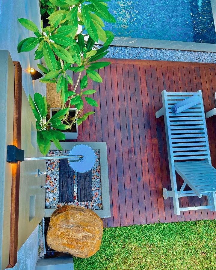 8 Plus Luxury Apartments Negombo Esterno foto