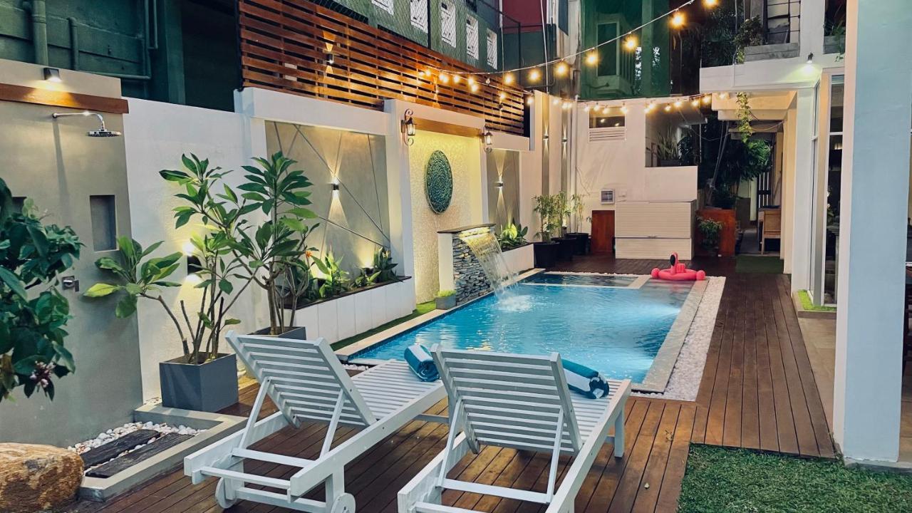 8 Plus Luxury Apartments Negombo Esterno foto
