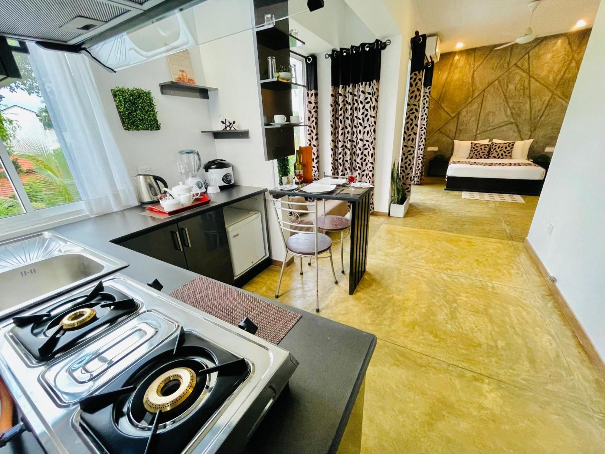 8 Plus Luxury Apartments Negombo Esterno foto