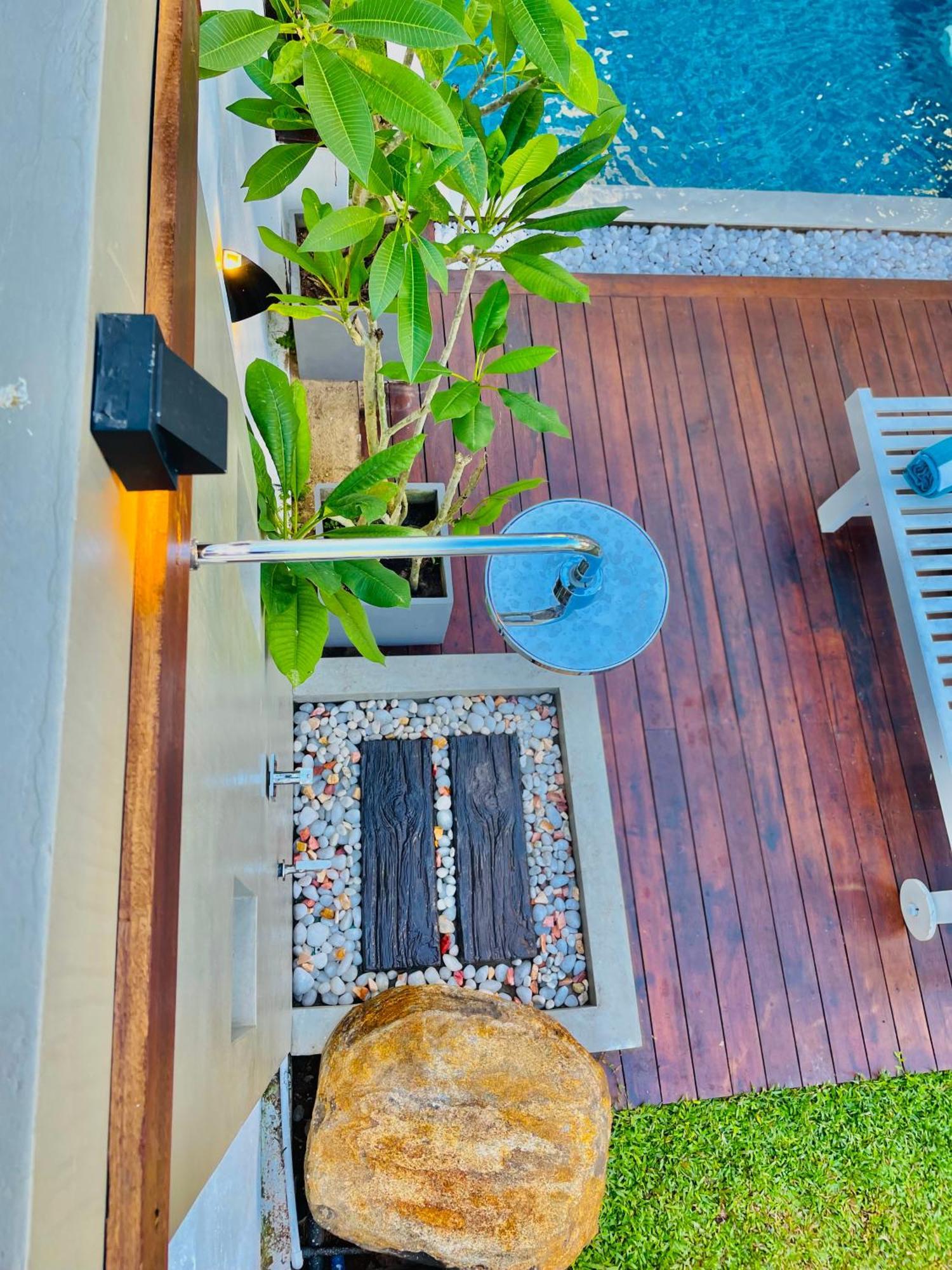 8 Plus Luxury Apartments Negombo Esterno foto